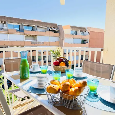 Très Bel Face Au Port Santa -piscine Appartamento *