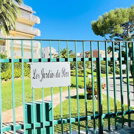 Tres Bel Face Au Port Santa -piscine דירה