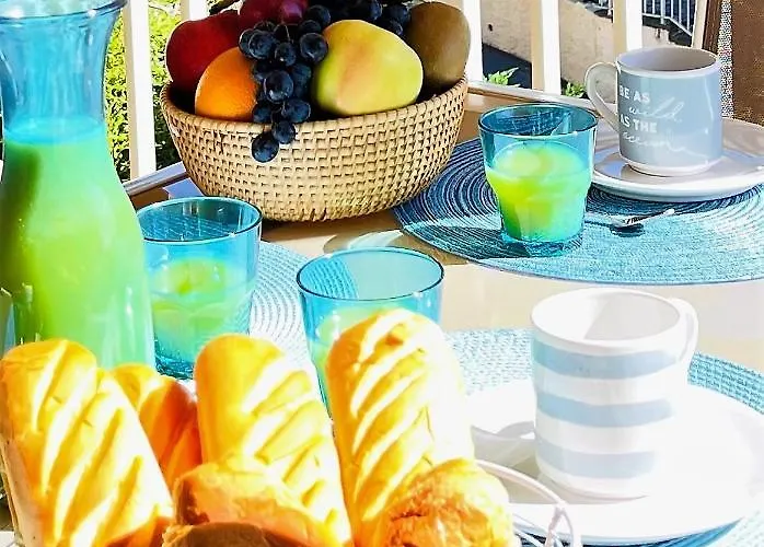 Tres Bel Face Au Port Santa -piscine アパート