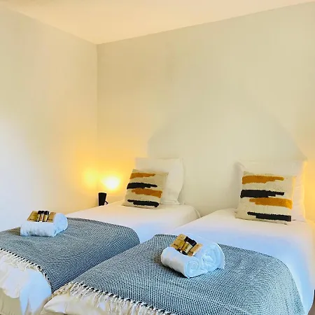公寓 Tres Bel Face Au Port Santa -piscine *