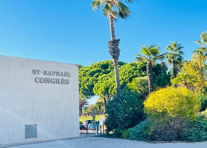 Апартаменты Tres Bel Face Au Port Santa -piscine *