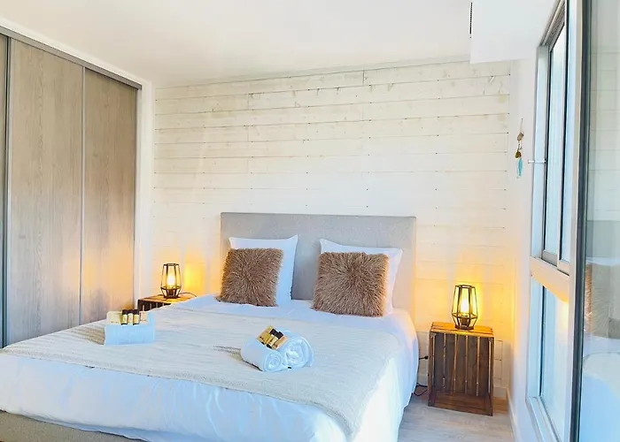 Tres Bel Face Au Port Santa -piscine Апартаменты *