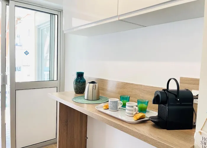 Apartmán Tres Bel Face Au Port Santa -piscine Saint-Raphaël